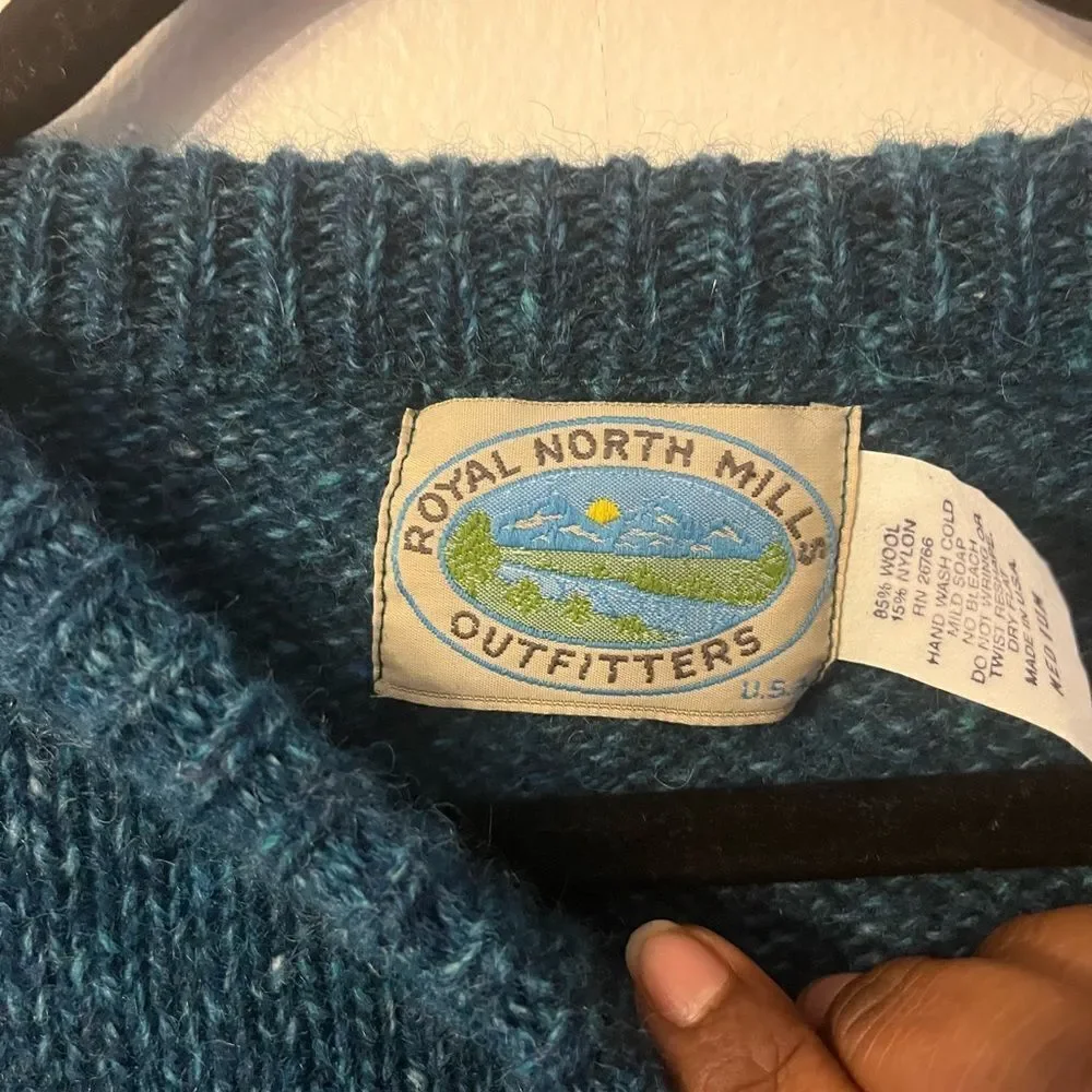 Vintage Royal North‎ Mills Wool Blend Fair Isle Pullover Sweater Blue Medium